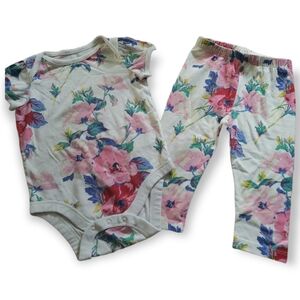 Gap 6-12m top & bottom set